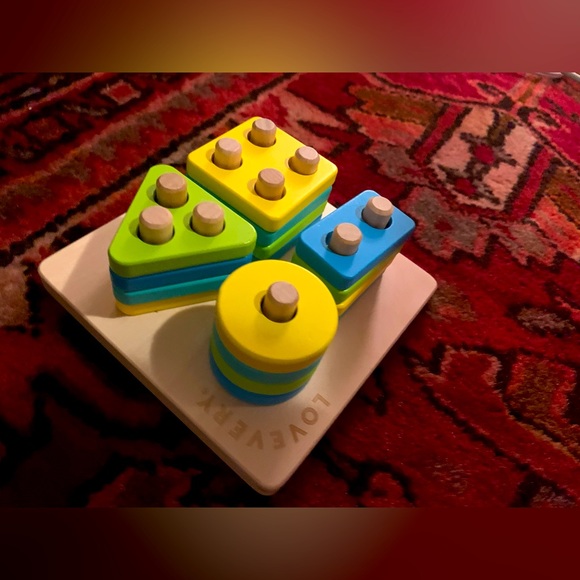 lovevery Other - Lovevery • sort and stack peg puzzle • enthusiast play kit - months 28-30